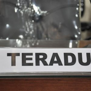 38_3 teradu tidak hadir