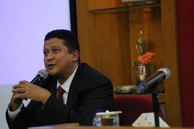 10042019_Prof. Muhammad Menjadi Narsum di Trisakti 1