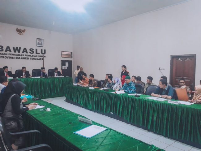 25. DKPP Periksa 18 Penyelenggara Pemilu Kabupaten Konawe Utara