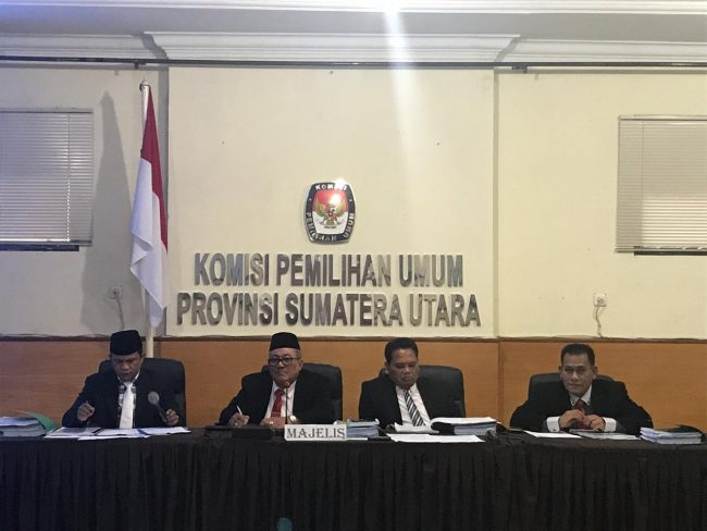 DKPP Periksa Ketua dan Anggota Bawaslu Kab. Tapanuli Tengah_1