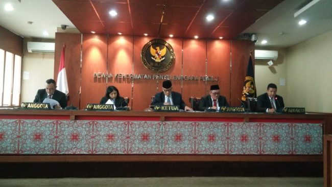 Sidang Pembacaan Putusan 16 Perkara