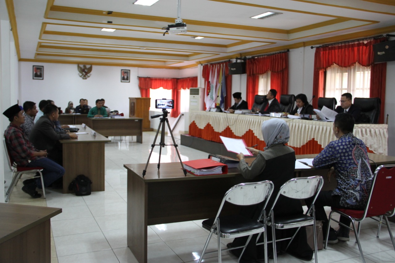 4 Penyelenggara Pemilu di Kab. Sumenep Diadukan Terkait Ketidakprofesionalan_cover