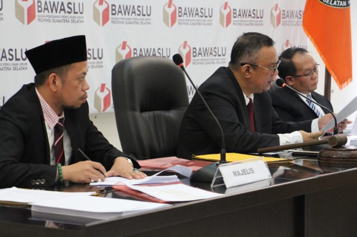 majelis sidang 156 2