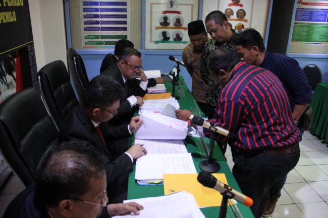 DKPP Periksa Ketua, Anggota KPU dan Bawaslu Kabupaten Sinjai_Bukti