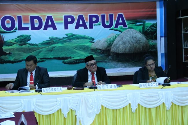 sidang perkara 166
