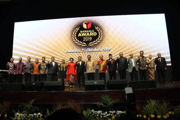 Bawaslu Award 1