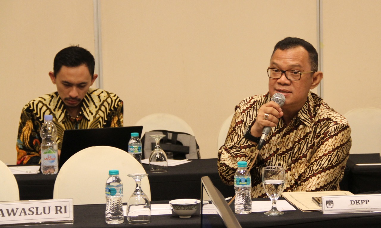 Foto Dr.alfitra Salam