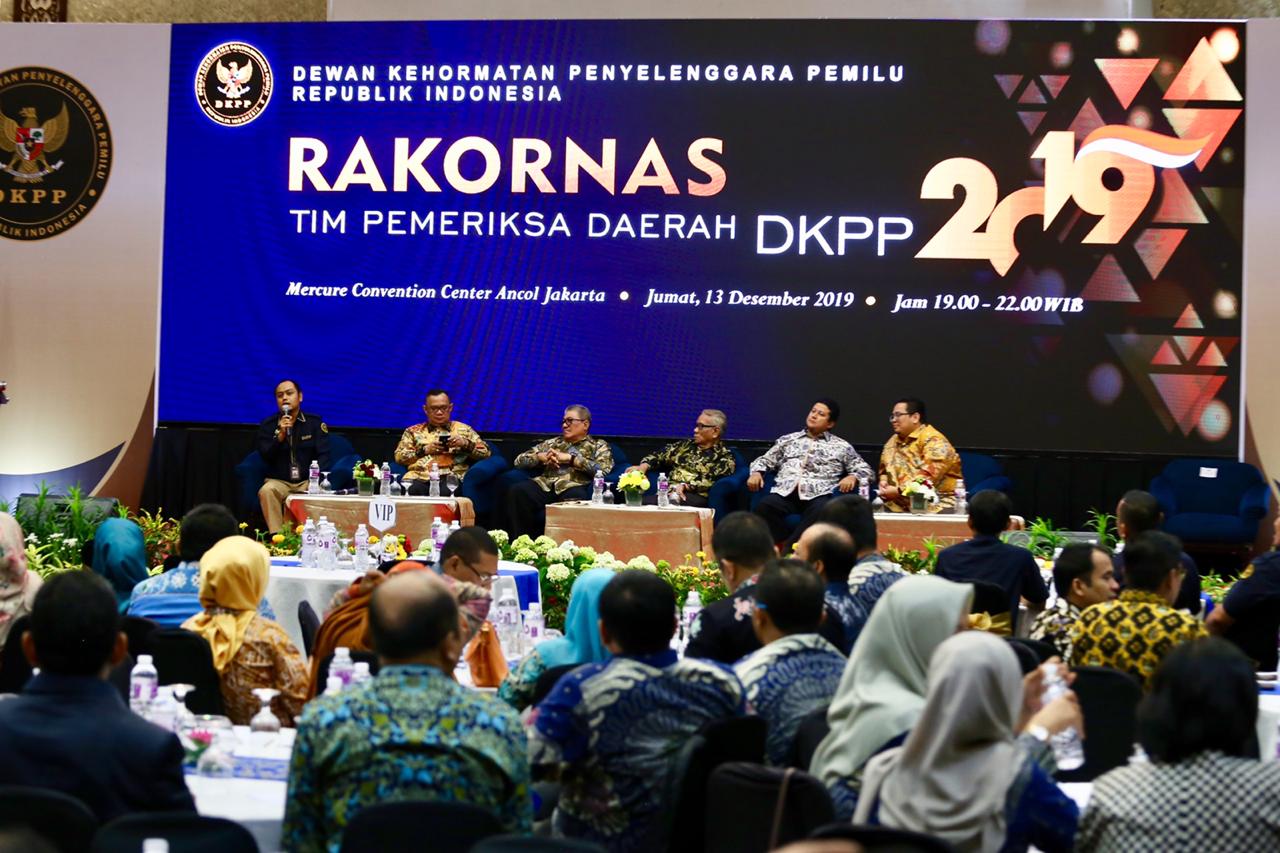 13. Pengarahan Ketua & Anggota DKPP