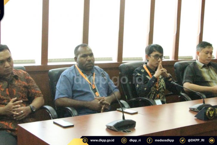 12. Putusan 13 Perkara_Pengadu