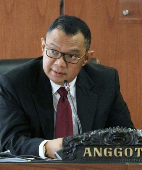 Dr. Alfitra Salamm, APU