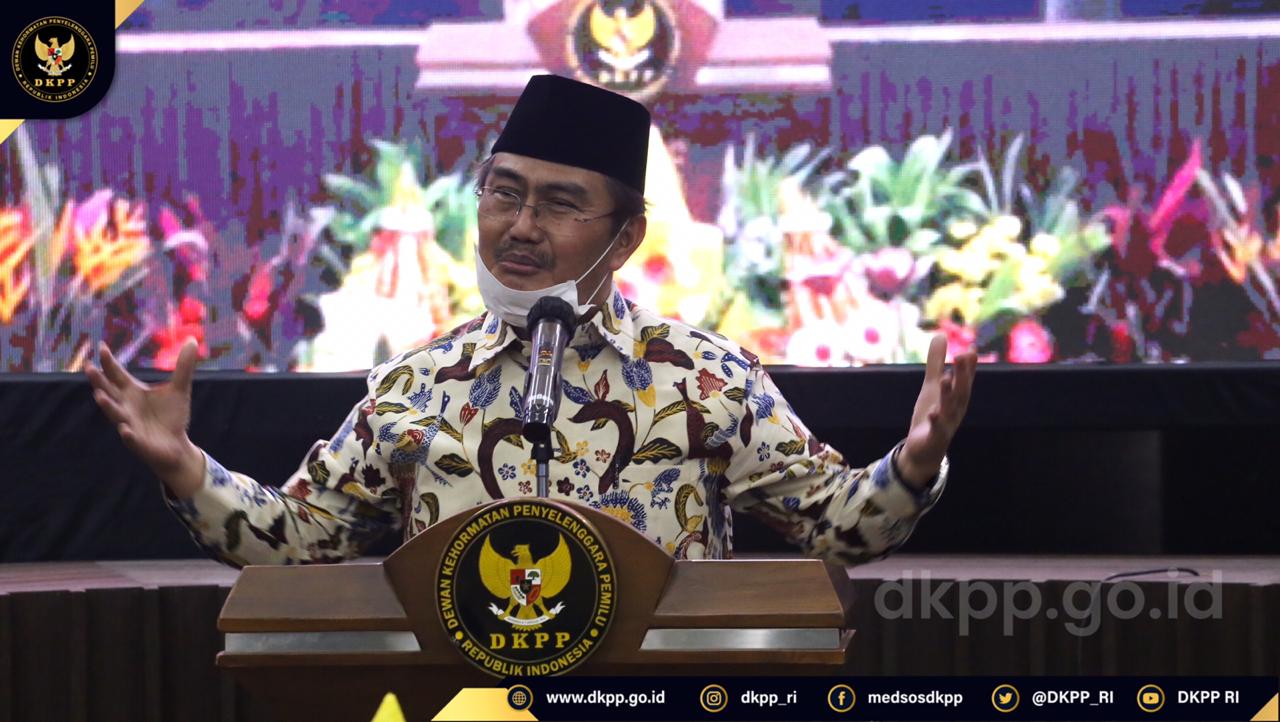 Prof Jimly Ultah DKPP