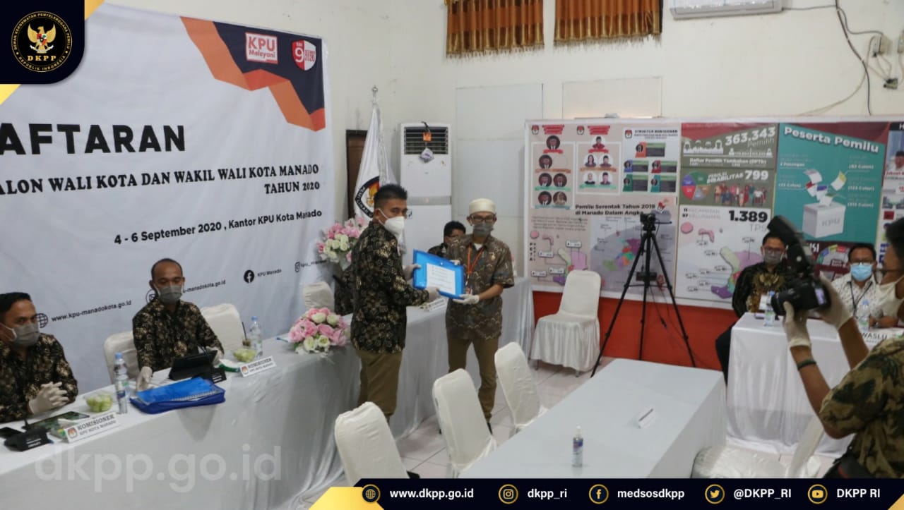 05. Alfitra Kunjungan ke KPU Kota Manado_1