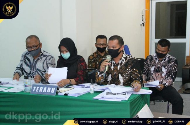 teradu 83 Ketua dan Anggota KPU Lingga