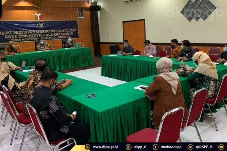 8. Rakornis Makassar_cover