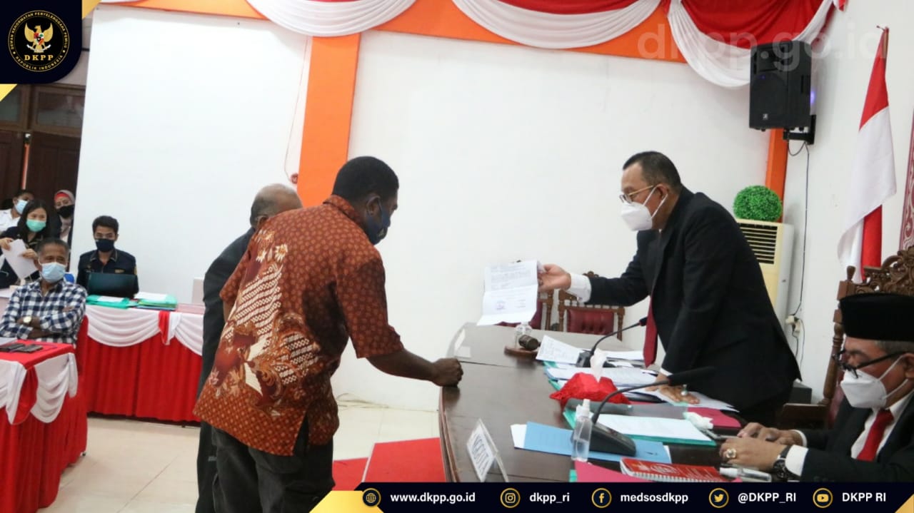 sidang 103 manok selatan