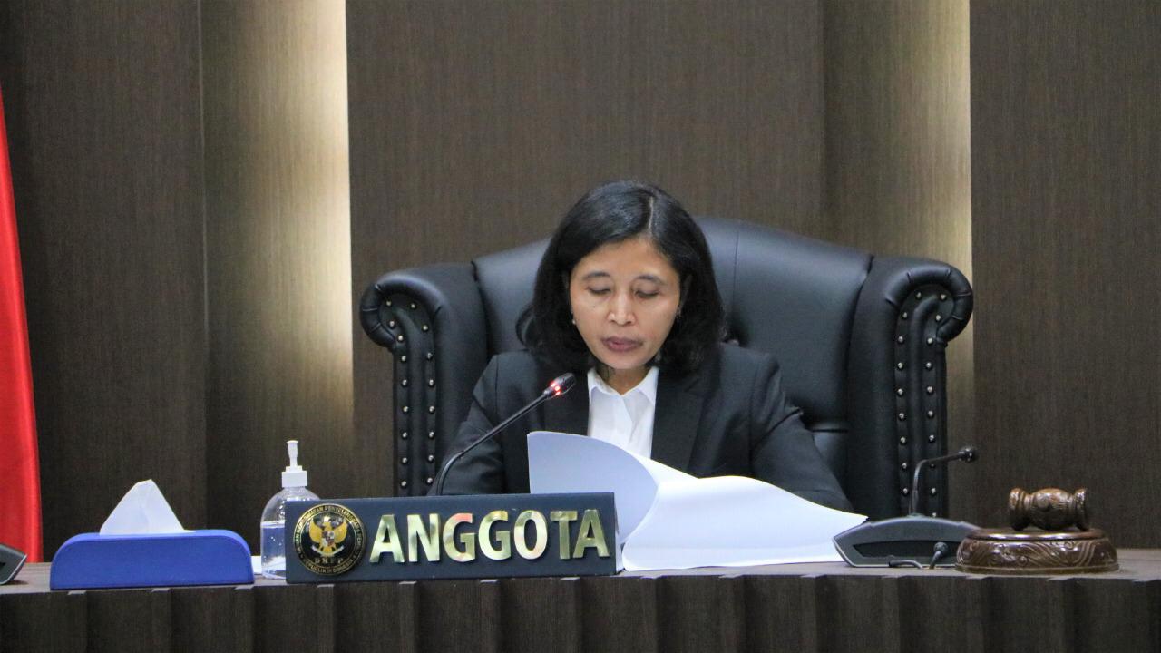 4. Sidang Putusan 4 Nov 2020_Ida Budhiati