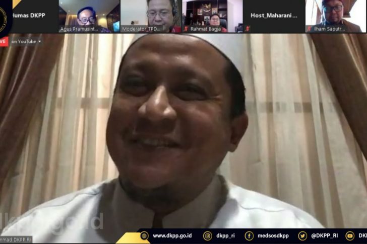 Prof Muhammad webinar Unesa