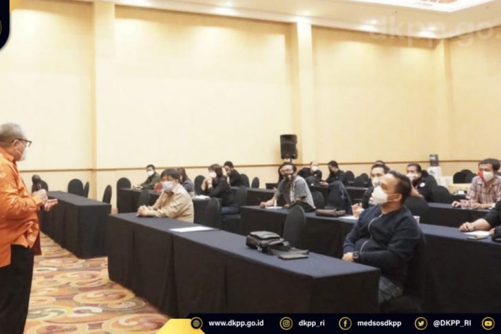 prof teguh sosialisasi ppk manado