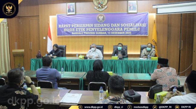 13. Rakornis Padang