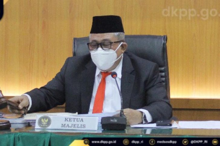 14. SKE 160 KPU & Bawaslu Kota Bukittinggi