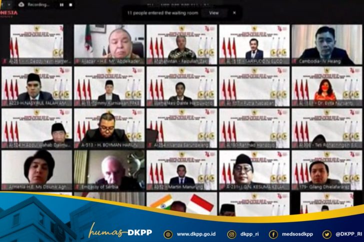 PicsArt_08-16-11.32.44