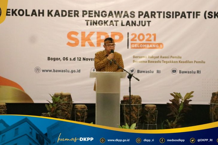 PicsArt_11-08-01.02.31