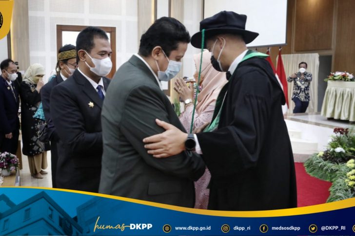 Picsart_22-01-25_14-36-00-448