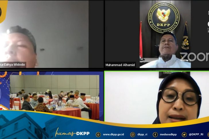 15. Prof. Muhammad_Bawaslu mendengaM