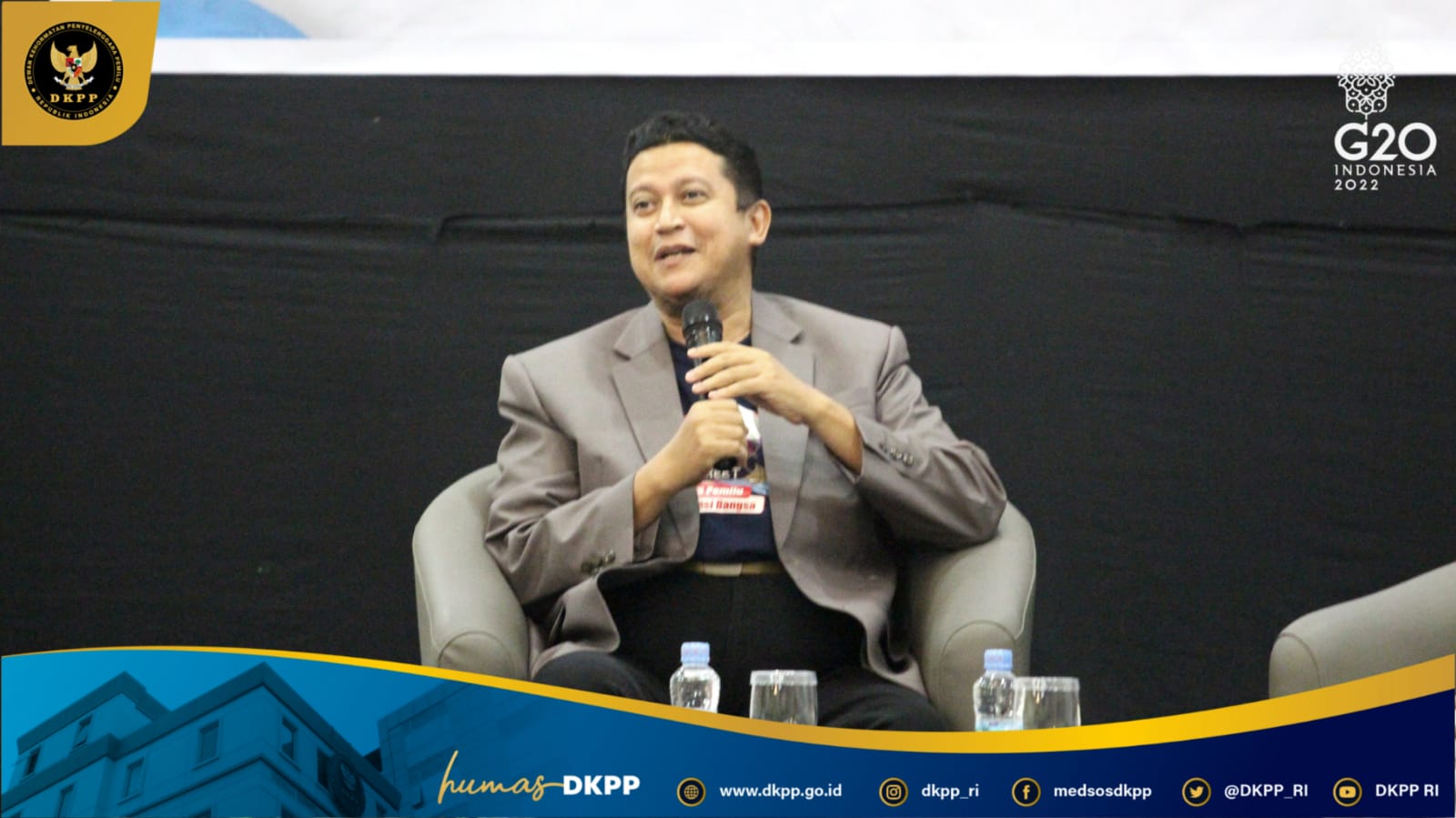 2be51fff-d7a4-4e95-b5c6-bc5719c541d4