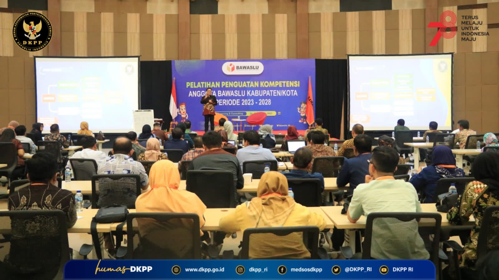 b4be8bee-5001-4ee7-8672-94db18ee62f9