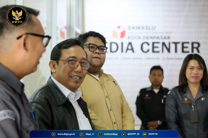 Kunjungan Raka Sandi Bawaslu Denpasar