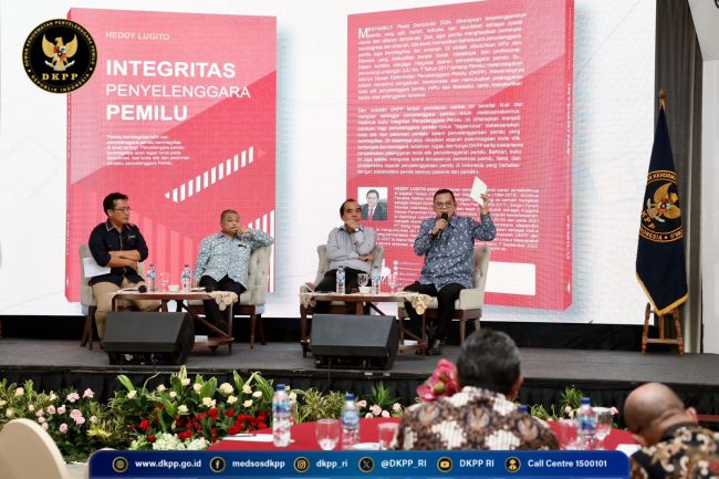 Bedah Buku Integritas Penyelenggara Pemilu