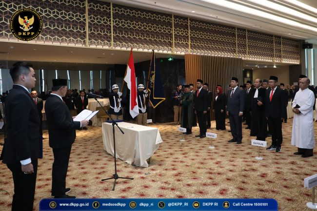 Ketua DKPP Heddy Lugito melantik 21 TPD PAW 28 Mei 2024