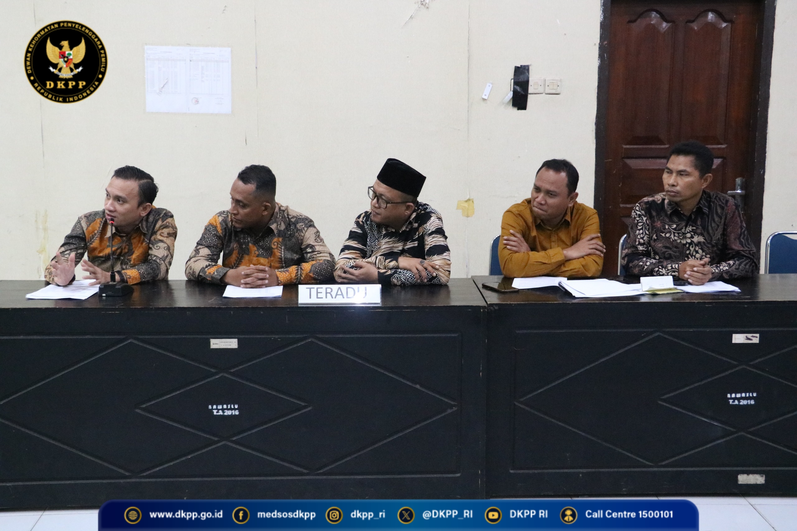 Picsart_24-06-04_17-57-45-556