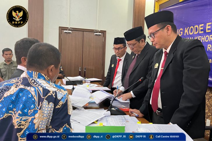 785AFC09-9797-44F4-8000-94275D562009