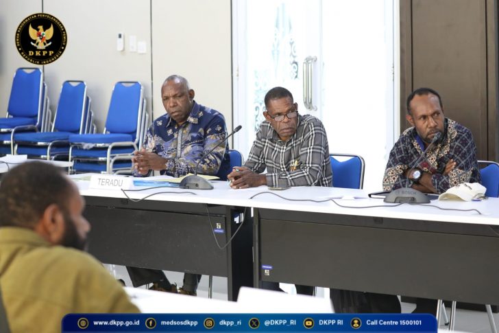 Ketua dan Anggota Bawaslu Mamberamo Tengah