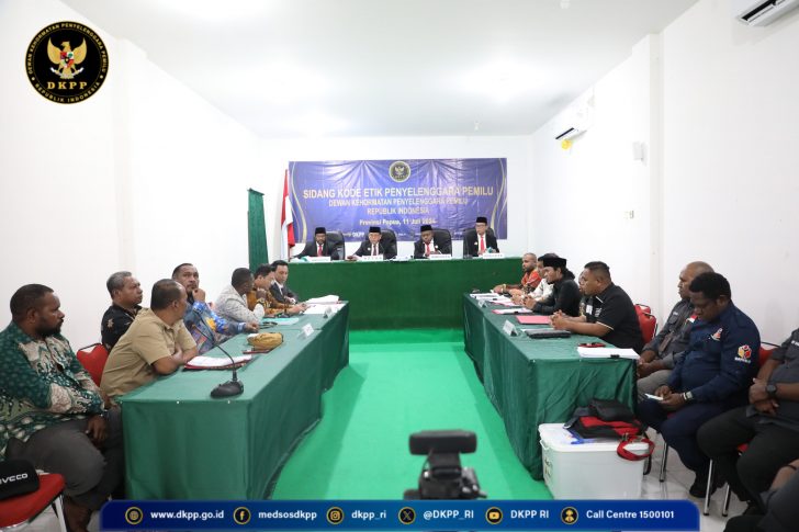 sidang 108_2024 di Kantor Bawaslu Papua