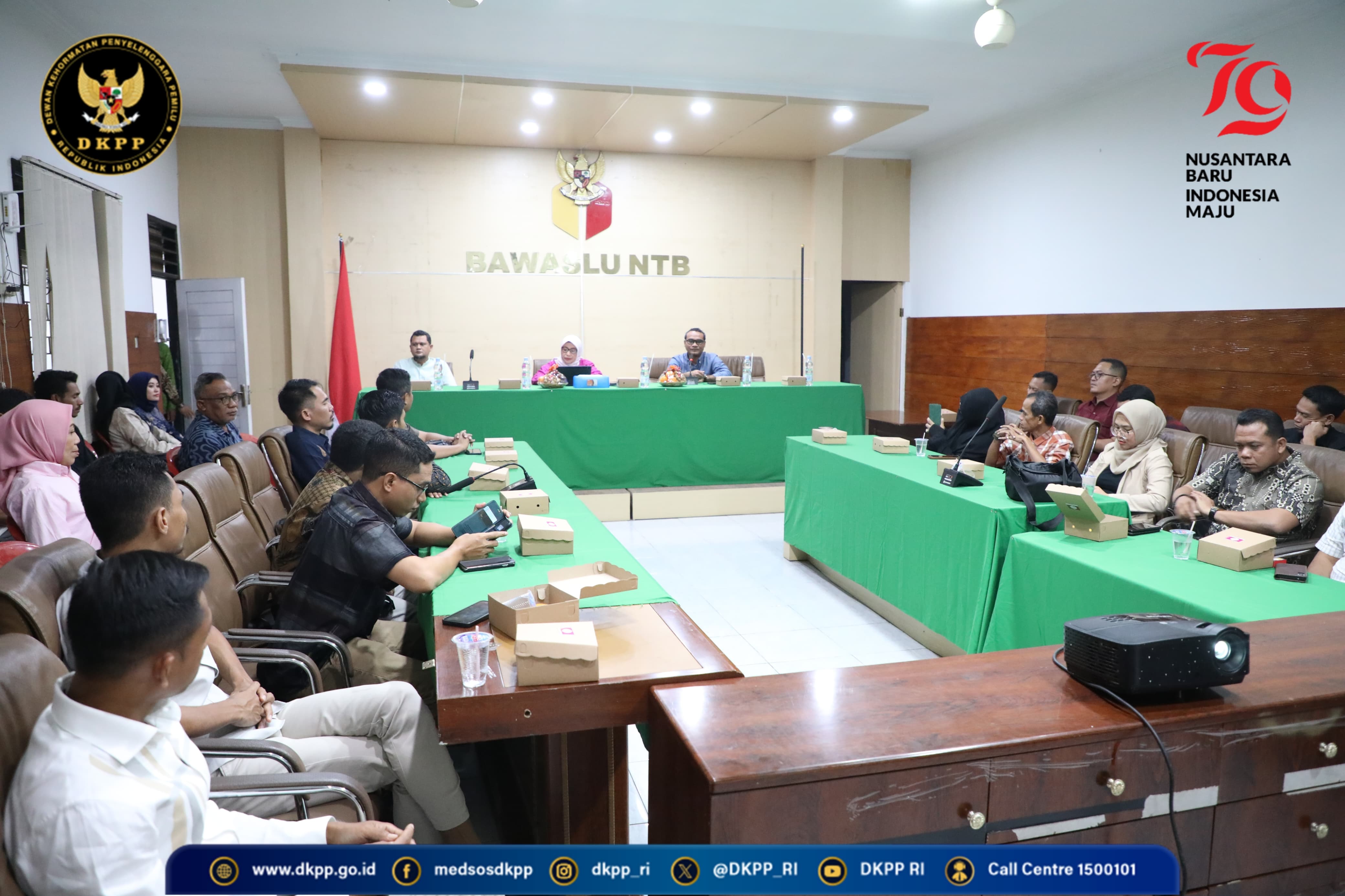 Ratna Dewi dalam kegiatan Bawaslu NTB