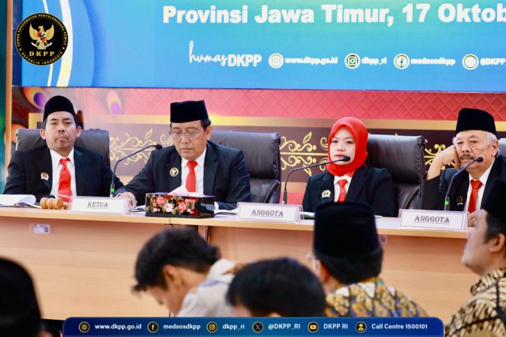 11EBB7AC-C18F-4F05-9C8C-947C15EC5713