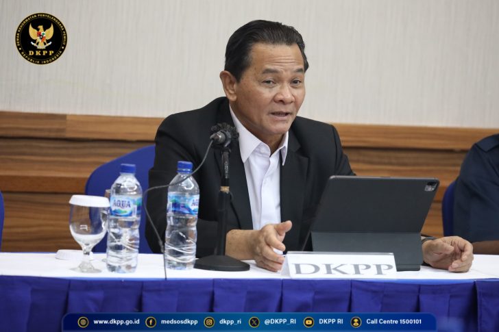 Ketua DKPP Heddy Lugito