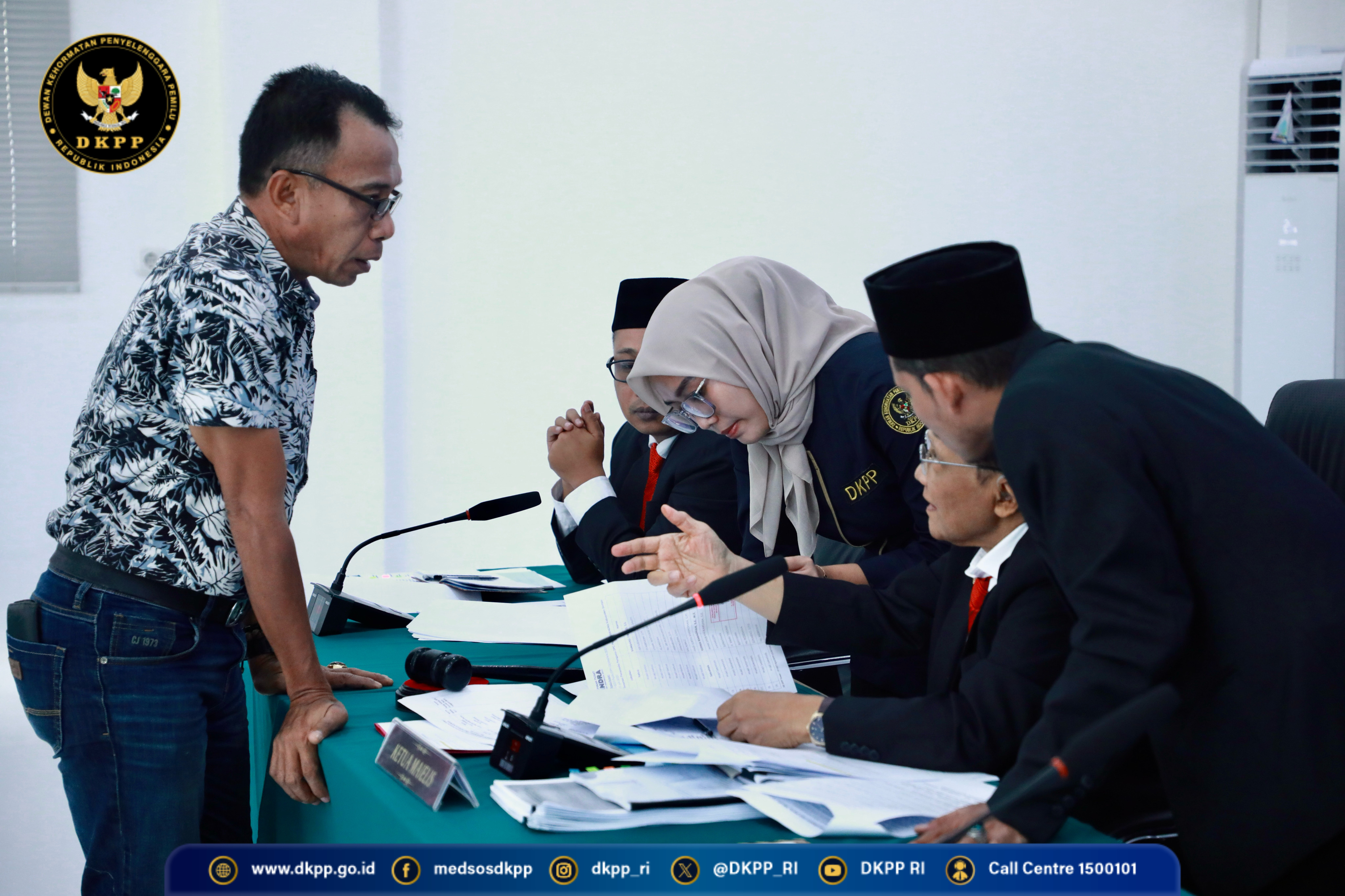 199511D6-801E-4CF8-9F94-4C611FF3E38C