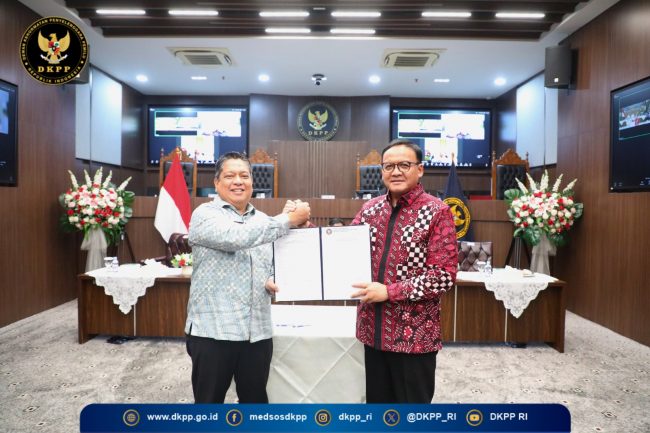 Pelantikan Sekretaris DKPP RI