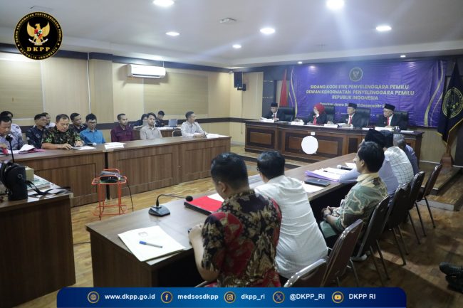 Picsart_25-12-11_14-37-13-021