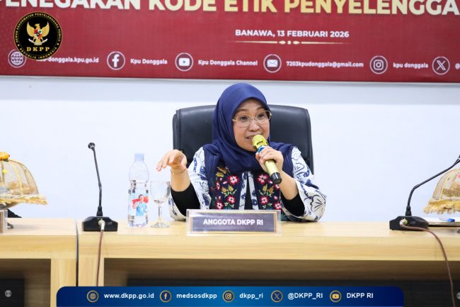 Ratna Dewi – Donggala