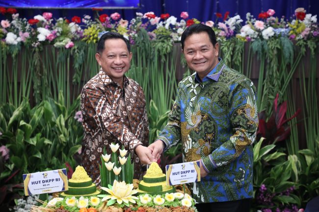 Ketua DKPP dan Menteri Dalam Negeri_Syukuran HUT ke-14 DKPP